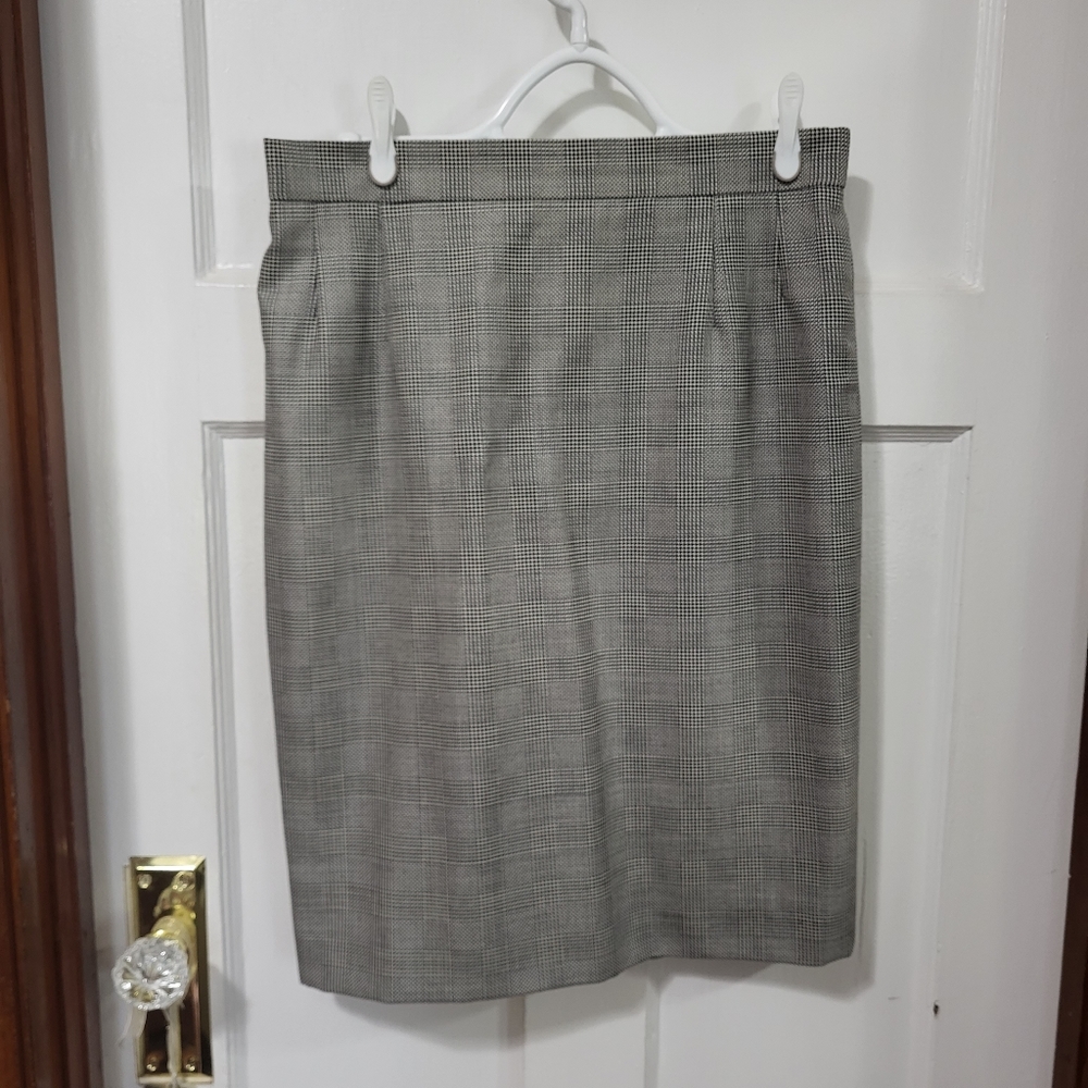 Escada wool blend checkered skirt
